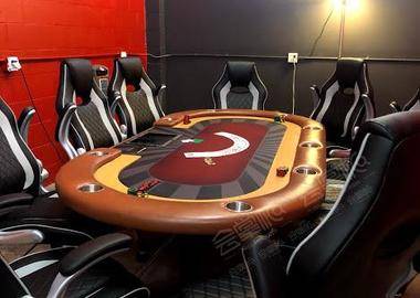 Unique Poker Space